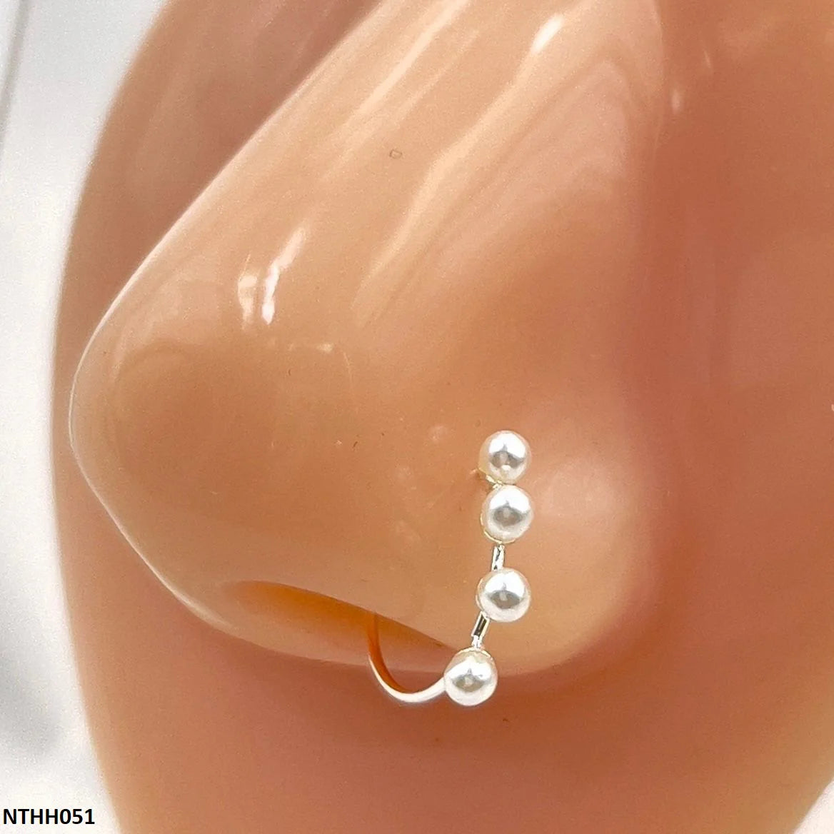 NTHH051 XYL Pearl Nose Pin