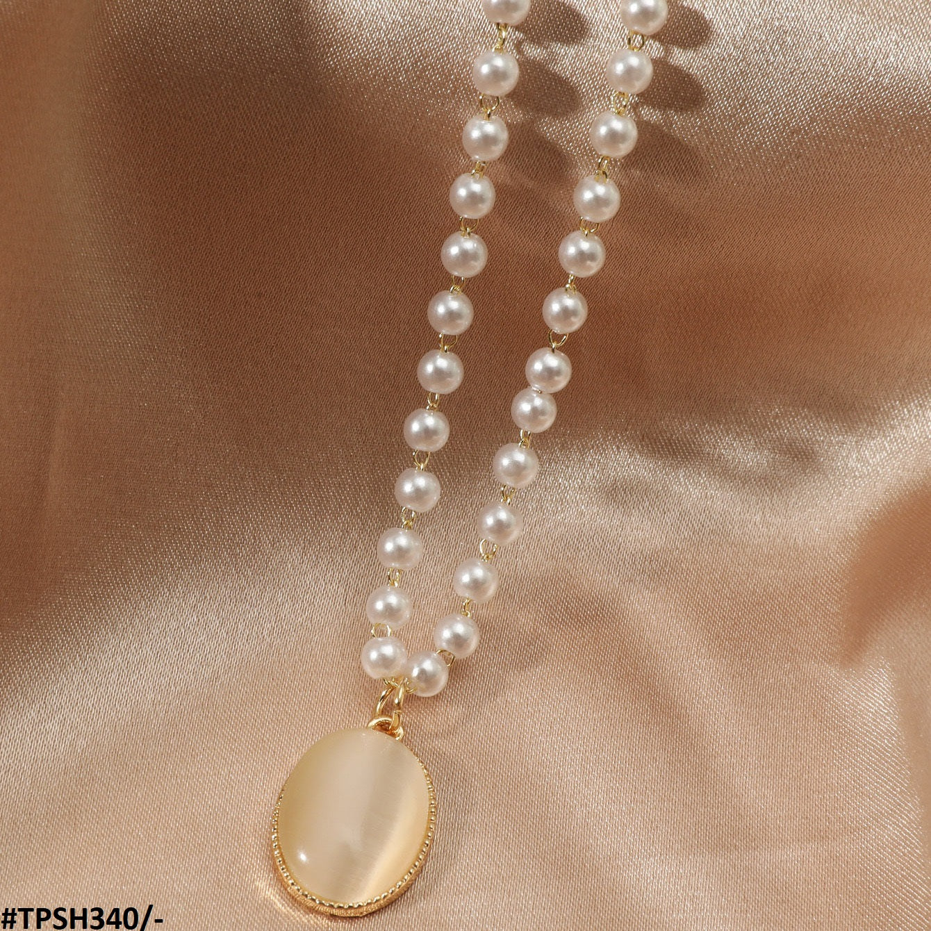 TPSH340 QWN Oval/Pearl Pendant