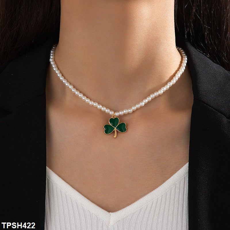 TPSH422 YYE Leaf Pendent With Pearl Chain