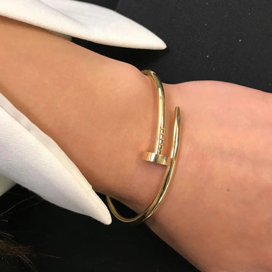 NAIL BRACELET